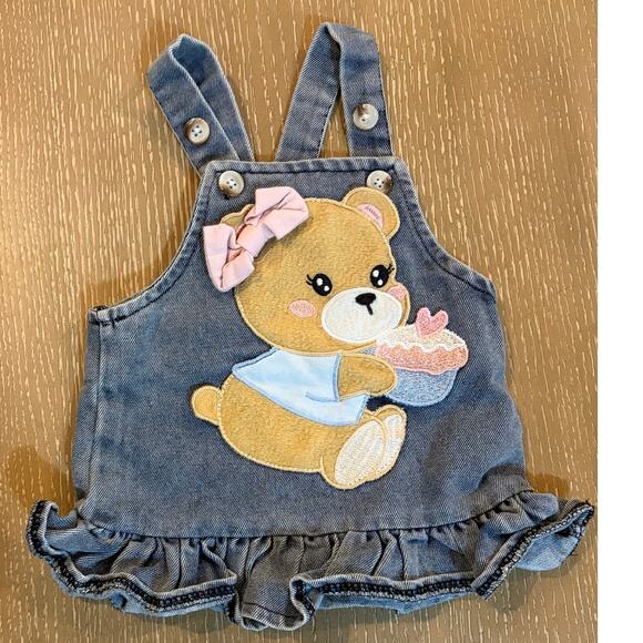 Baby Girl 0-3 Months Denim Jumper Dress Teddy Bear Applique Ruffle Hem Overall - Picture 1 of 4